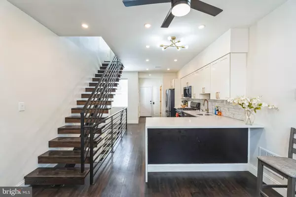 Philadelphia, PA 19121,2420 HARLAN ST