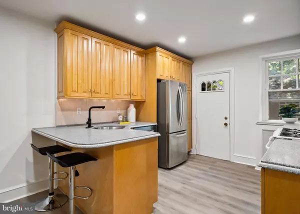 Philadelphia, PA 19119,528 ARBUTUS ST