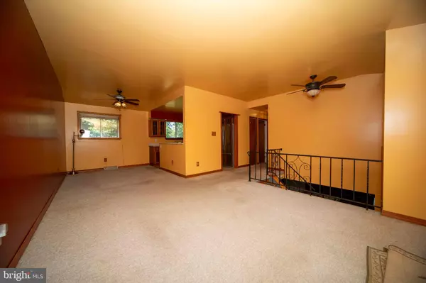 Browns Mills, NJ 08015,209 COLORADO TRL