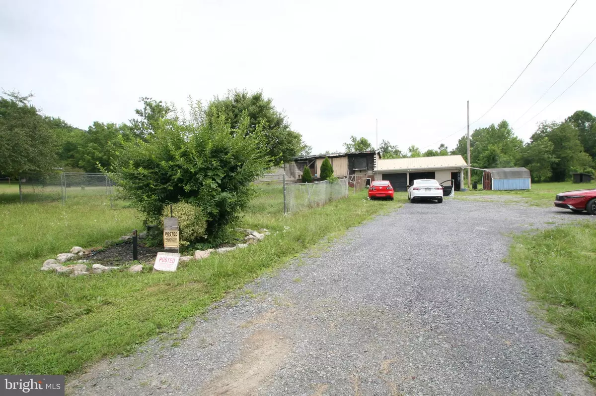 Mapleton Depot, PA 17052,12916 HONEYSUCKLE LANE