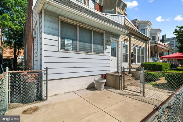 Philadelphia, PA 19135,5732 VANDIKE ST