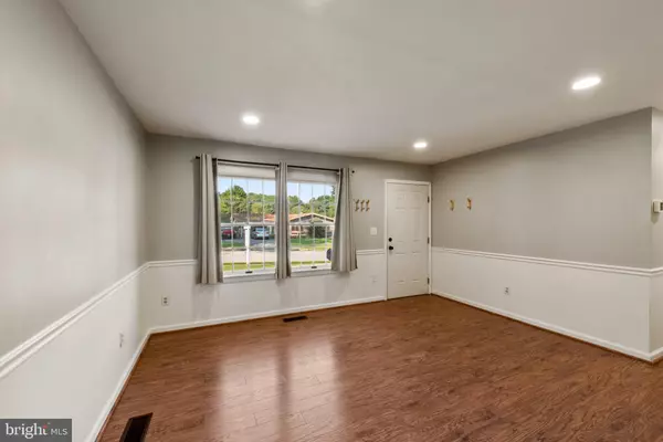 Reisterstown, MD 21136,25 GREENVIEW AVE