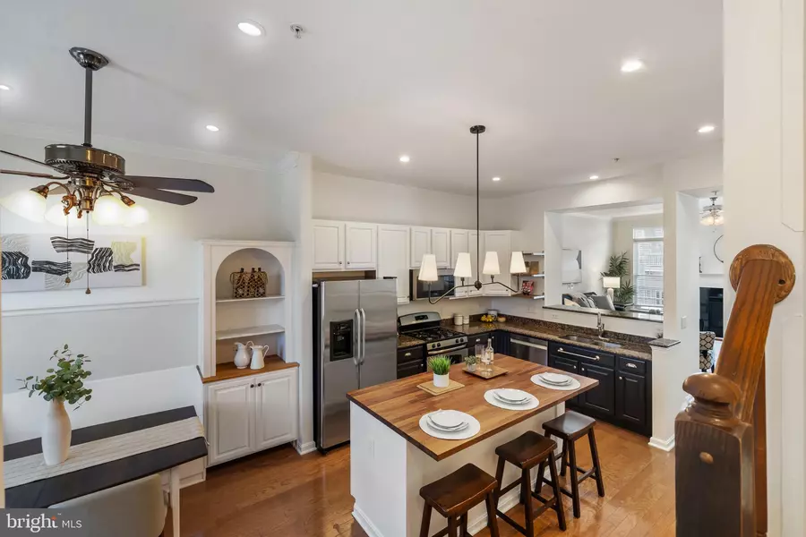 608 S GLOVER ST, Baltimore, MD 21224