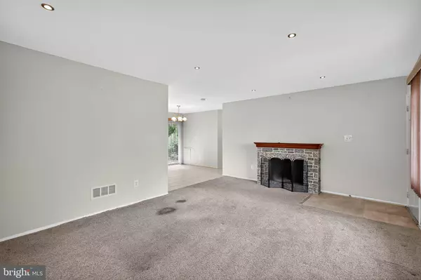 Baltimore, MD 21228,1007 KENT AVE