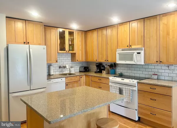 Annapolis, MD 21409,1126 SKYWAY DR