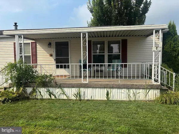 Ephrata, PA 17522,70 SNYDER LN #17