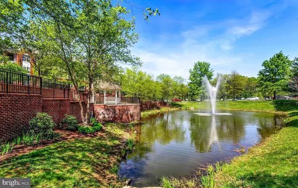 Alexandria, VA 22304,4850 EISENHOWER AVE #119