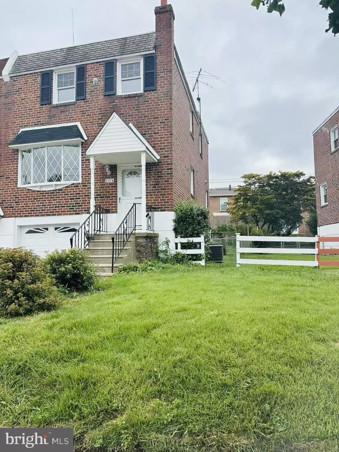 Philadelphia, PA 19154,4374 DEERPATH LN