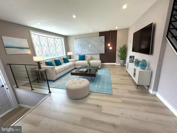 Philadelphia, PA 19154,4374 DEERPATH LN