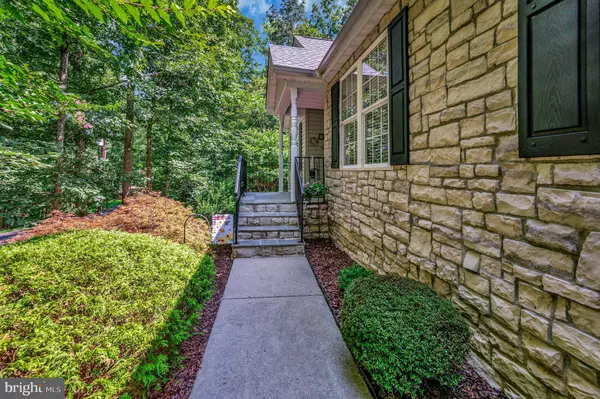 Locust Grove, VA 22508,142 LARKSPUR LN