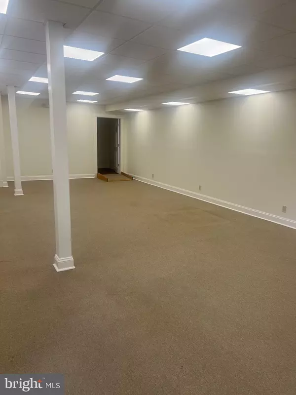 Winchester, VA 22601,20 BOND ST