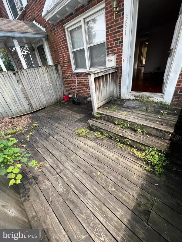 Harrisburg, PA 17104,391 HALE AVE
