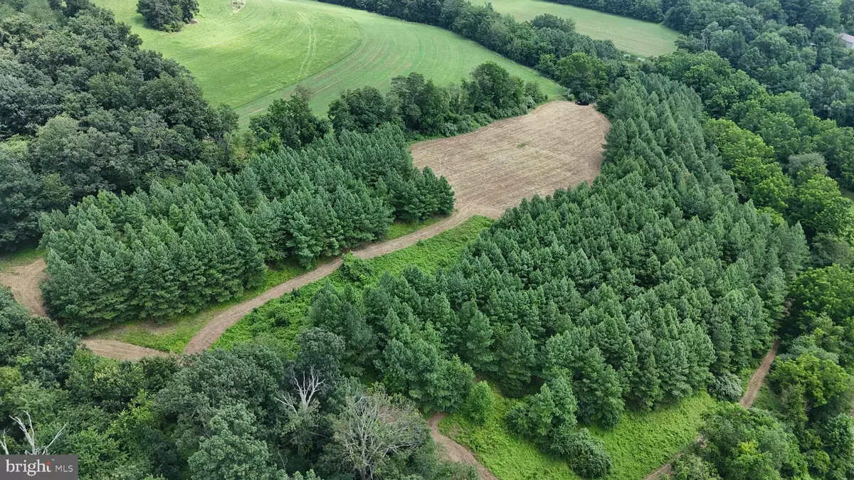 Glenville, PA 17329,0 HIGHLAND LN