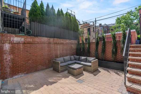 Washington, DC 20009,1310 Q ST NW #4