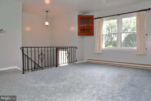 Mount Joy, PA 17552,514 GLENN AVE