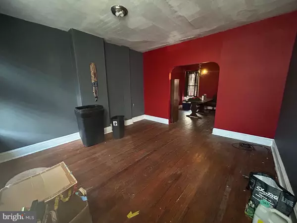 Philadelphia, PA 19140,1668 DOUNTON ST