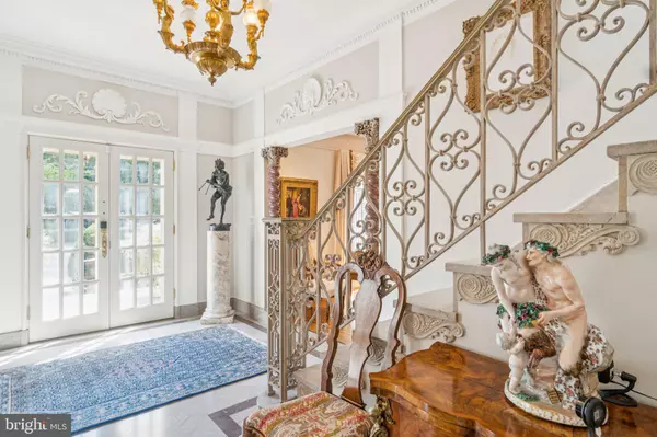 Chevy Chase, MD 20815,7200 CONNECTICUT AVE