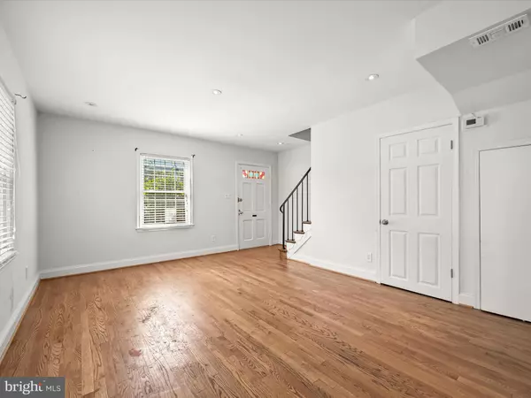 Silver Spring, MD 20910,1776 EAST-WEST HWY #1776