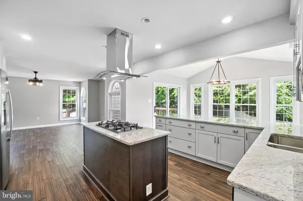 Stafford, VA 22554,8 CARISSA CT