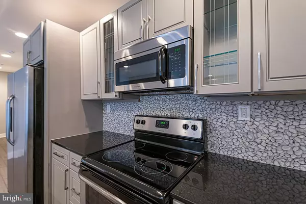 Philadelphia, PA 19106,135 N 3RD ST #UNIT 3D