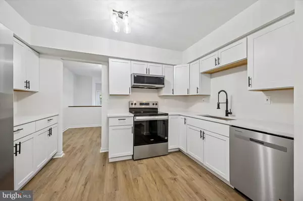 Chester Springs, PA 19425,3302 EATON CT #3302