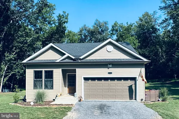 102 DAWN LN, Harpers Ferry, WV 25425