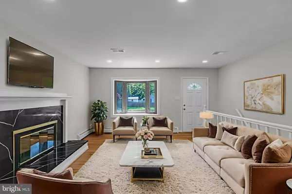 Woodbridge, VA 22193,14916 CONCORD DR