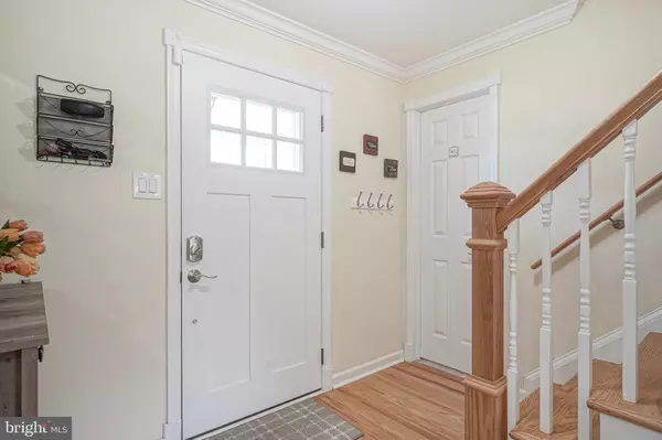 Cherry Hill, NJ 08003,18 WHEELWRIGHT LN
