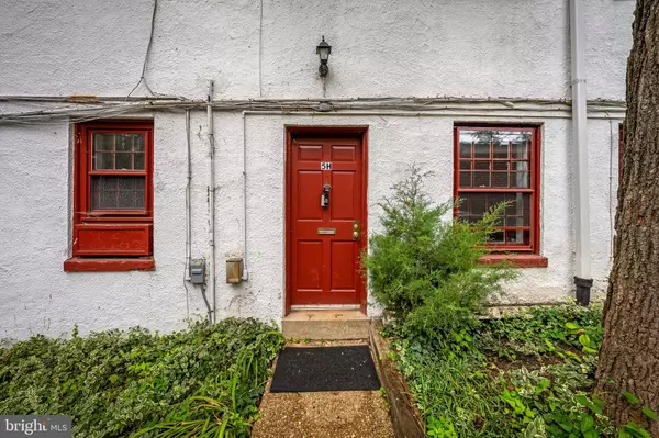 Baltimore, MD 21210,230 STONY RUN LN #5H