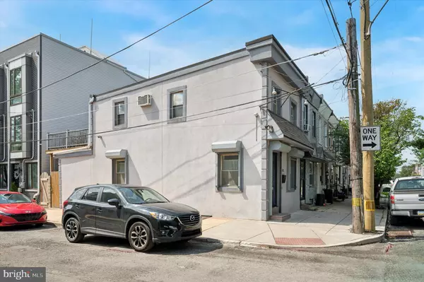 Philadelphia, PA 19125,2621 SEPVIVA ST