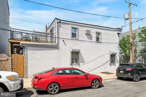 Philadelphia, PA 19125,2621 SEPVIVA ST