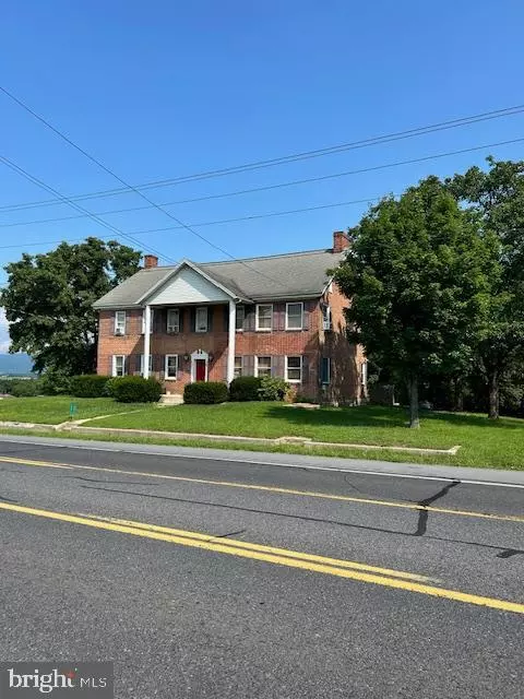2553 W LINCOLN WAY WEST W, Chambersburg, PA 17202