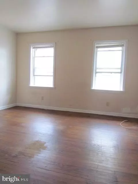 Philadelphia, PA 19104,522 N DOUGLAS ST
