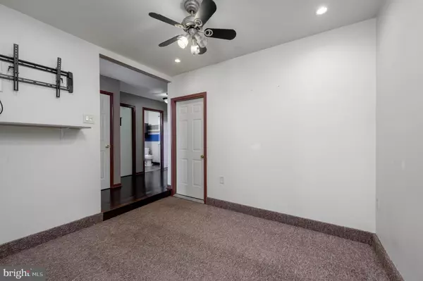 Medford, NJ 08055,35 WILLIAM PENN CIR
