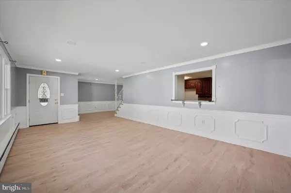 Philadelphia, PA 19128,463 DOMINO LN