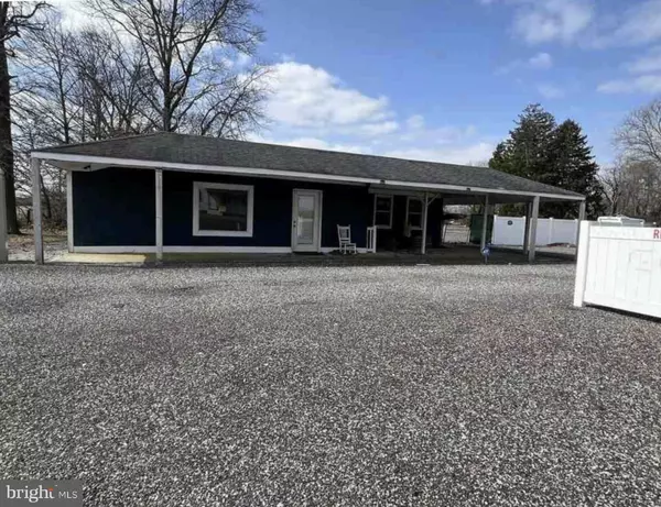 Hammonton, NJ 08037,557 S WHITE HORSE PIKE