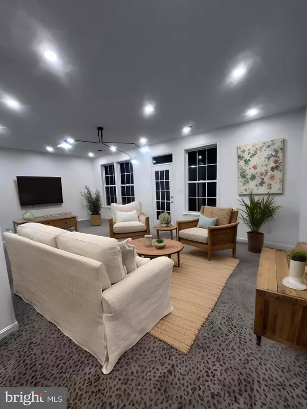 853 VALEMOUNT TER NE, Leesburg, VA 20176