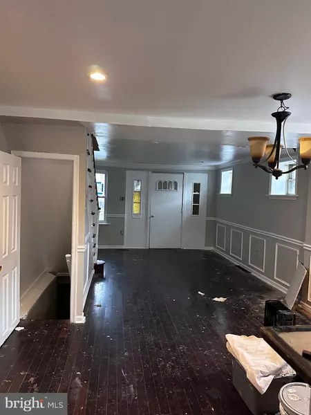 6839 RODNEY ST, Philadelphia, PA 19138