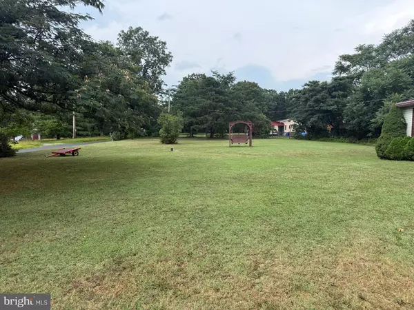 Berkeley Springs, WV 25411,260 BENNETT LN