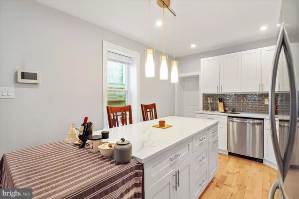 Philadelphia, PA 19146,1433 S 19TH ST