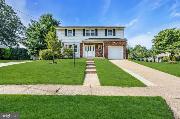 Woodbury Heights, NJ 08097,124 LINDEN AVE