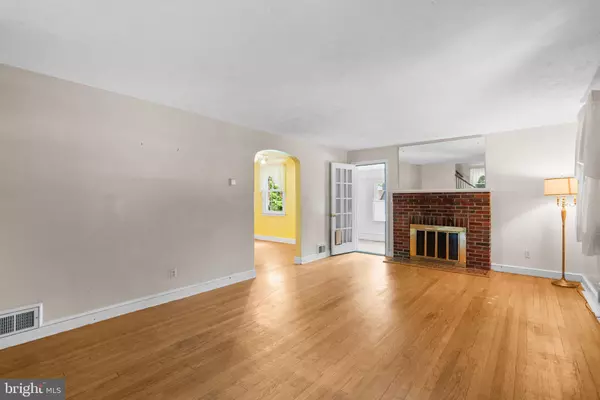 University Park, MD 20782,6501 41ST AVE