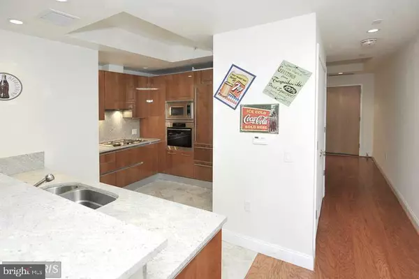 Arlington, VA 22209,1881 N NASH ST #708
