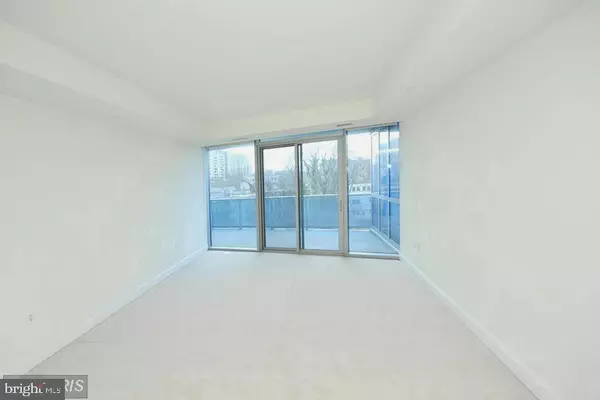 Arlington, VA 22209,1881 N NASH ST #708