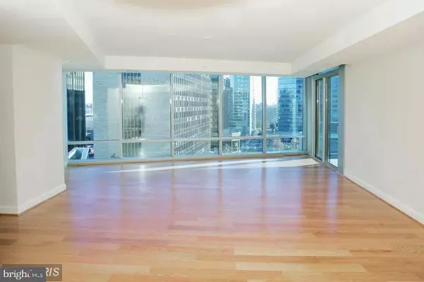 Arlington, VA 22209,1881 N NASH ST #708