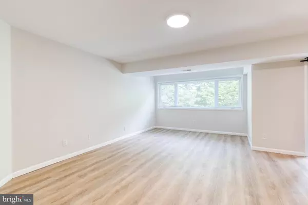 Baltimore, MD 21209,6905 JONES VIEW DR #3C