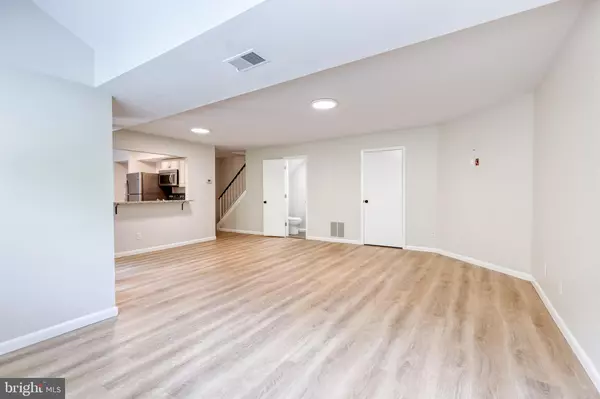 Baltimore, MD 21209,6905 JONES VIEW DR #3C