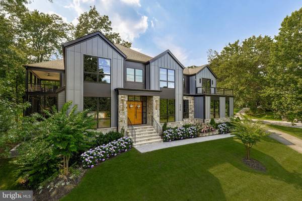 1216 EARNESTINE ST, Mclean, VA 22101