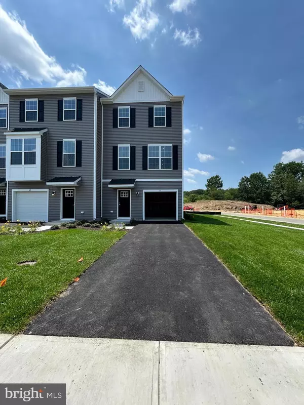Sicklerville, NJ 08081,63 BARNES WAY