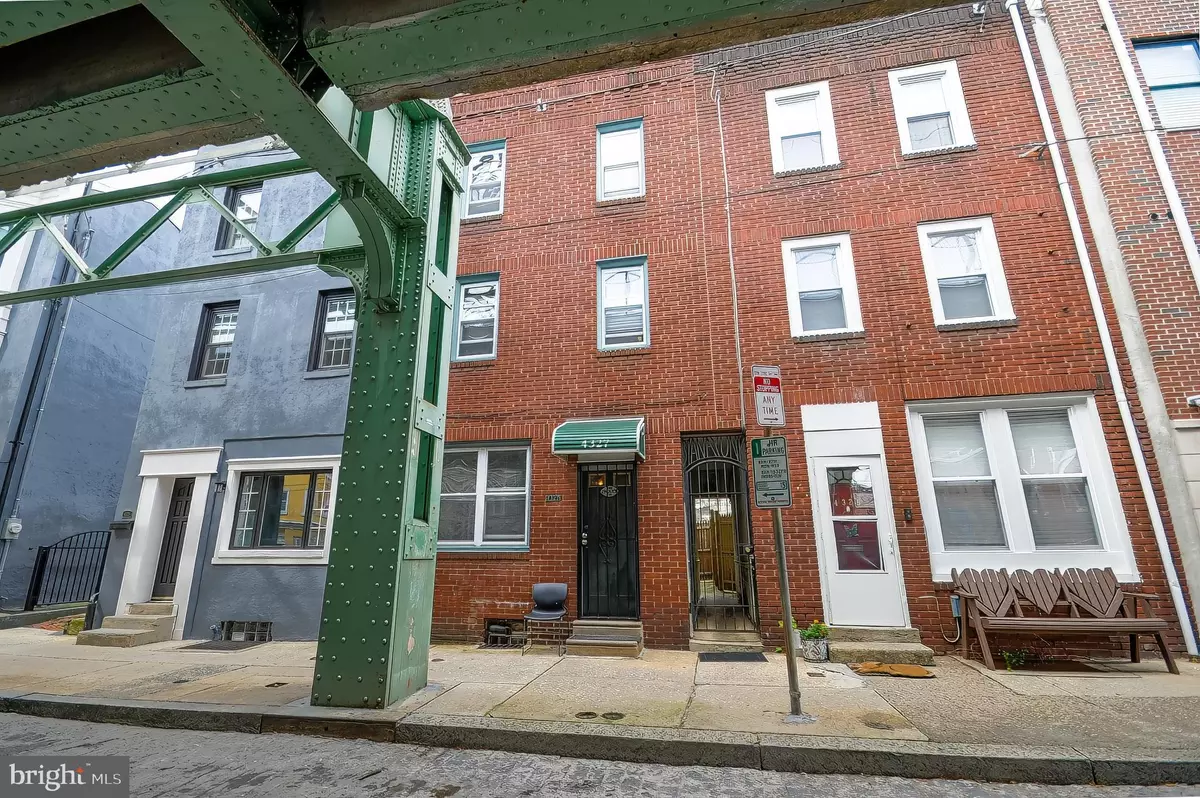 Philadelphia, PA 19127,4327 CRESSON ST